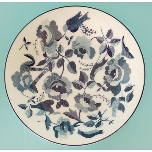 Beautiful vintage Japanese Yukiko Hanai by Mauui tea cup and saucer flowers - Picture 2 of 2